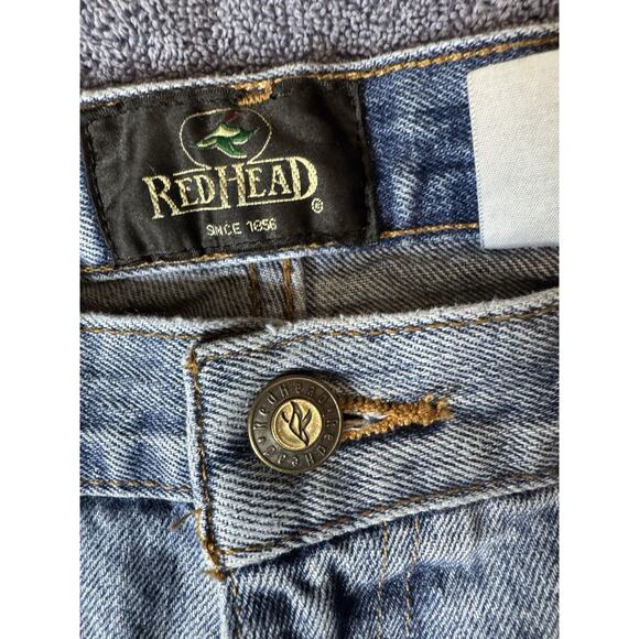 RedHead Jeans Mens 35x30 Light Blue Classic Fit Denim Straight Leg Work Wear - Picture 2 of 8